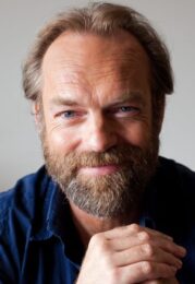 Hugo Weaving