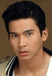 Enchong Dee